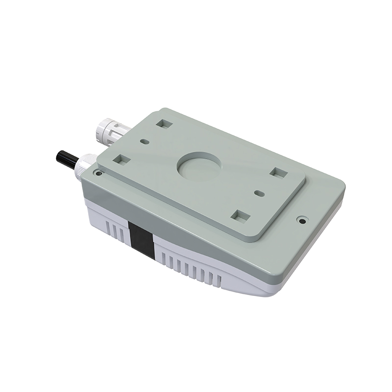 壁挂多要素变送器