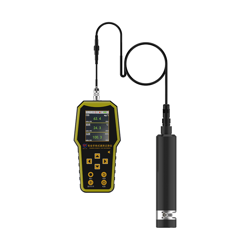 手持式水质监测仪